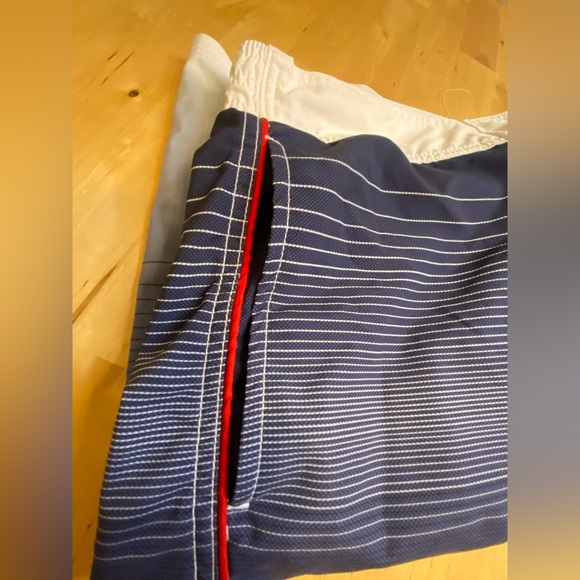 G-lll Apparel Genuine Merchandise Men’s Boston Red Sox Swim Trunks Size XXL - Picture 10 of 16